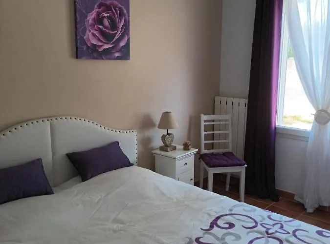 Location Saisonniere En Provence * 로슈포르트두가드